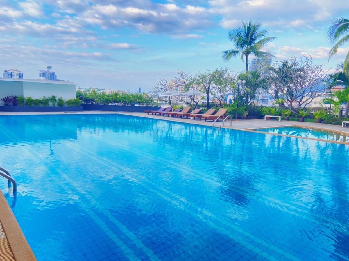 Laemtong Serviced Apartment Si Racha Exterior foto