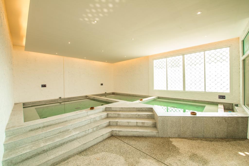 Laemtong Serviced Apartment Si Racha Exterior foto