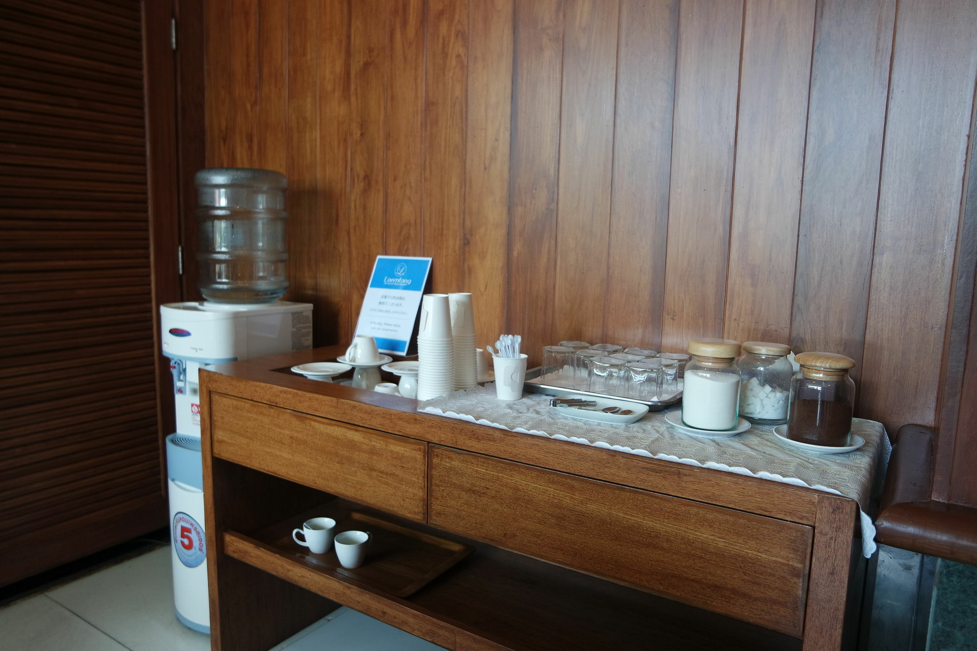 Laemtong Serviced Apartment Si Racha Exterior foto