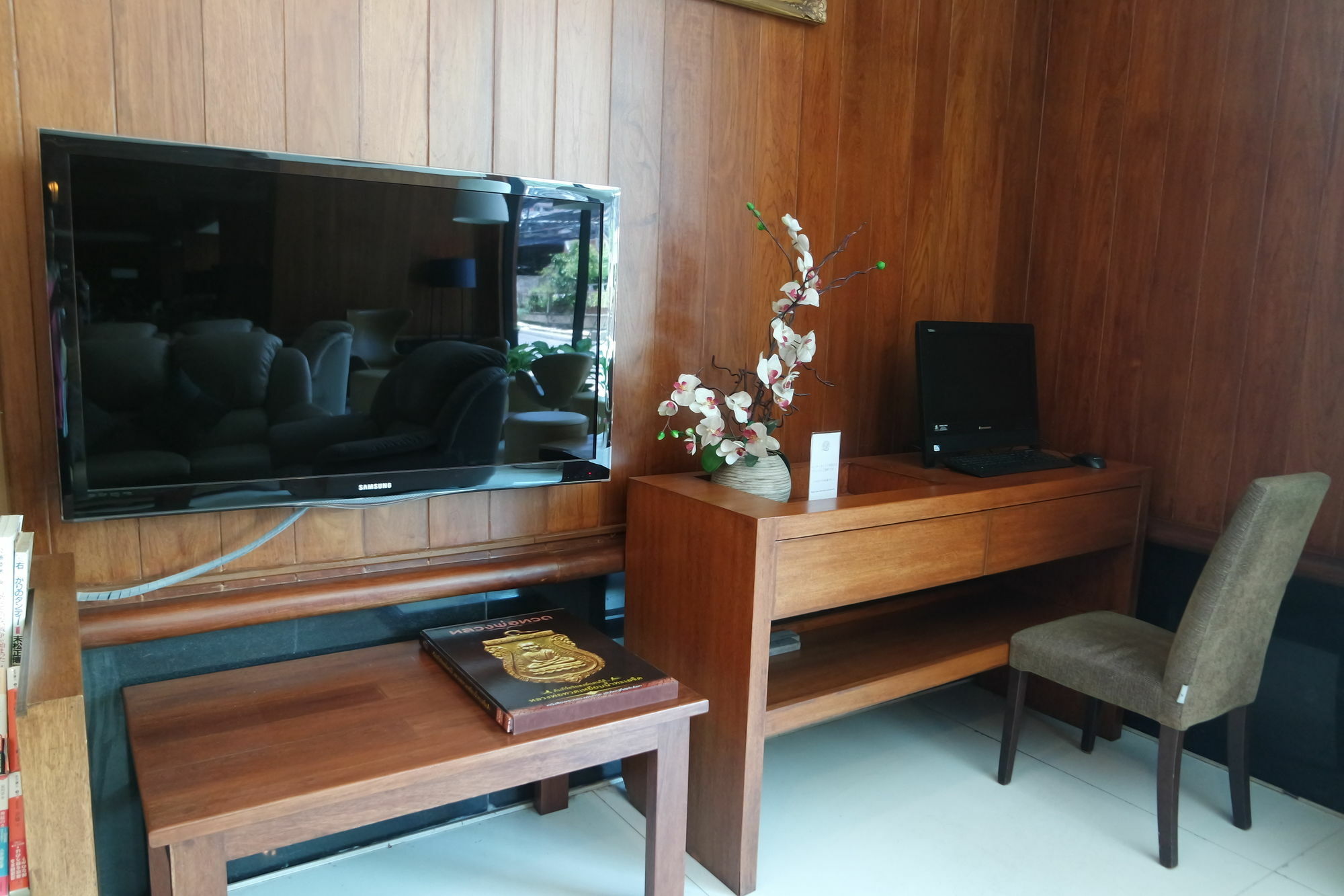Laemtong Serviced Apartment Si Racha Exterior foto
