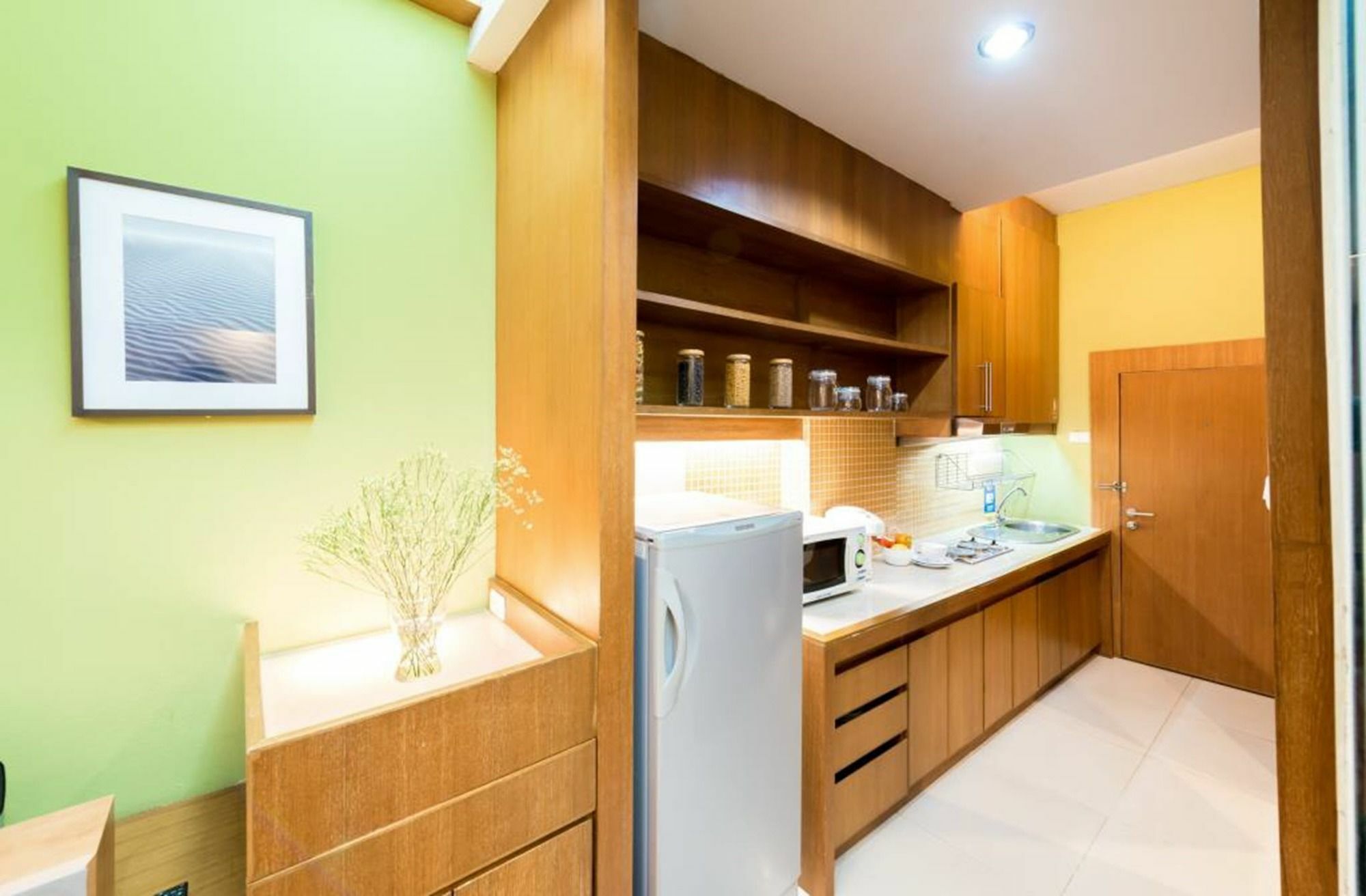 Laemtong Serviced Apartment Si Racha Exterior foto