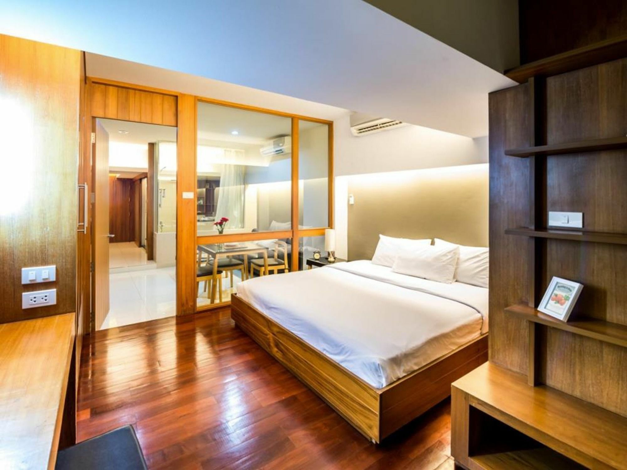 Laemtong Serviced Apartment Si Racha Exterior foto